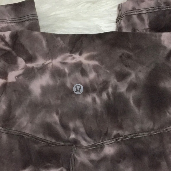 Lululemon🍋 - Picture 4 of 4
